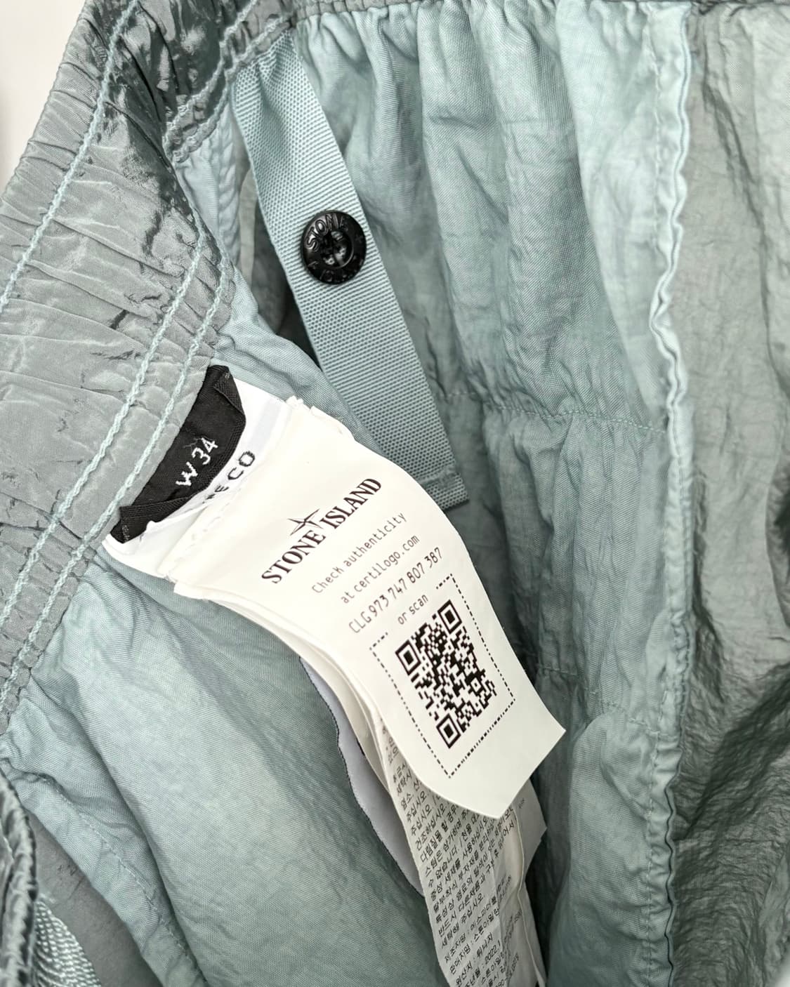 Stone Island 스톤아일랜드 나일론 메탈 와펜 숏츠 상품이미지5