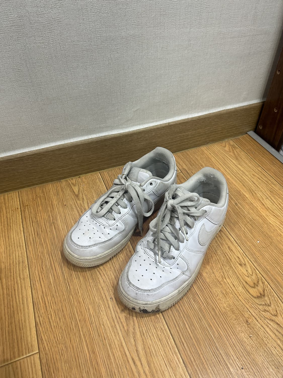 나이키 에어포스 상품이미지2