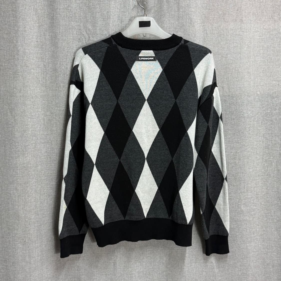 [M/오버핏] 라이프워크 아가일 체크 라운드 긴팔니트 상품이미지5