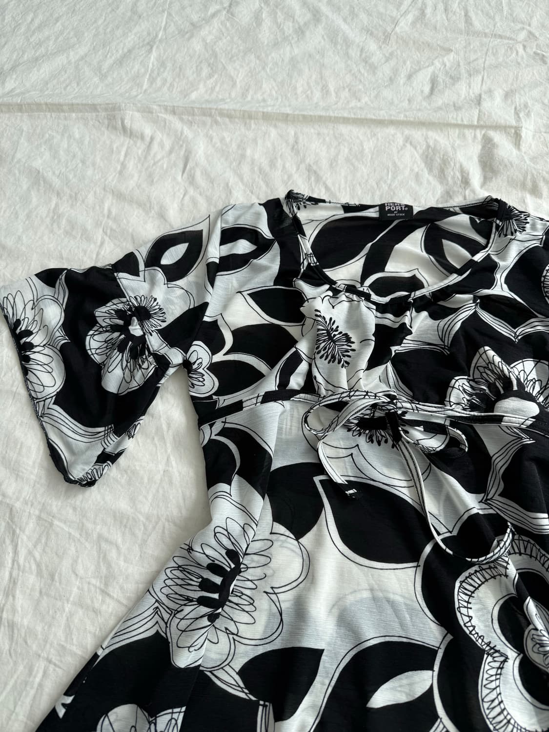 오리엔탈 시스루 반팔 블라우스 탑 상품이미지2