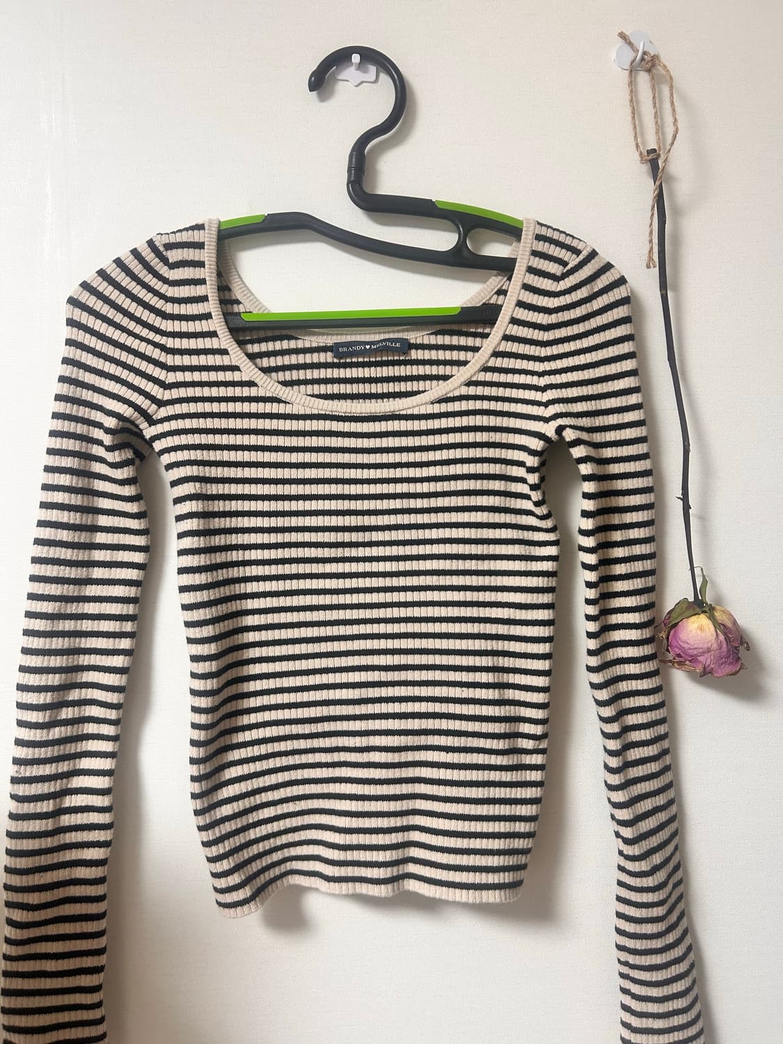 브랜디멜빌 슬림핏 긴팔티 상품이미지2