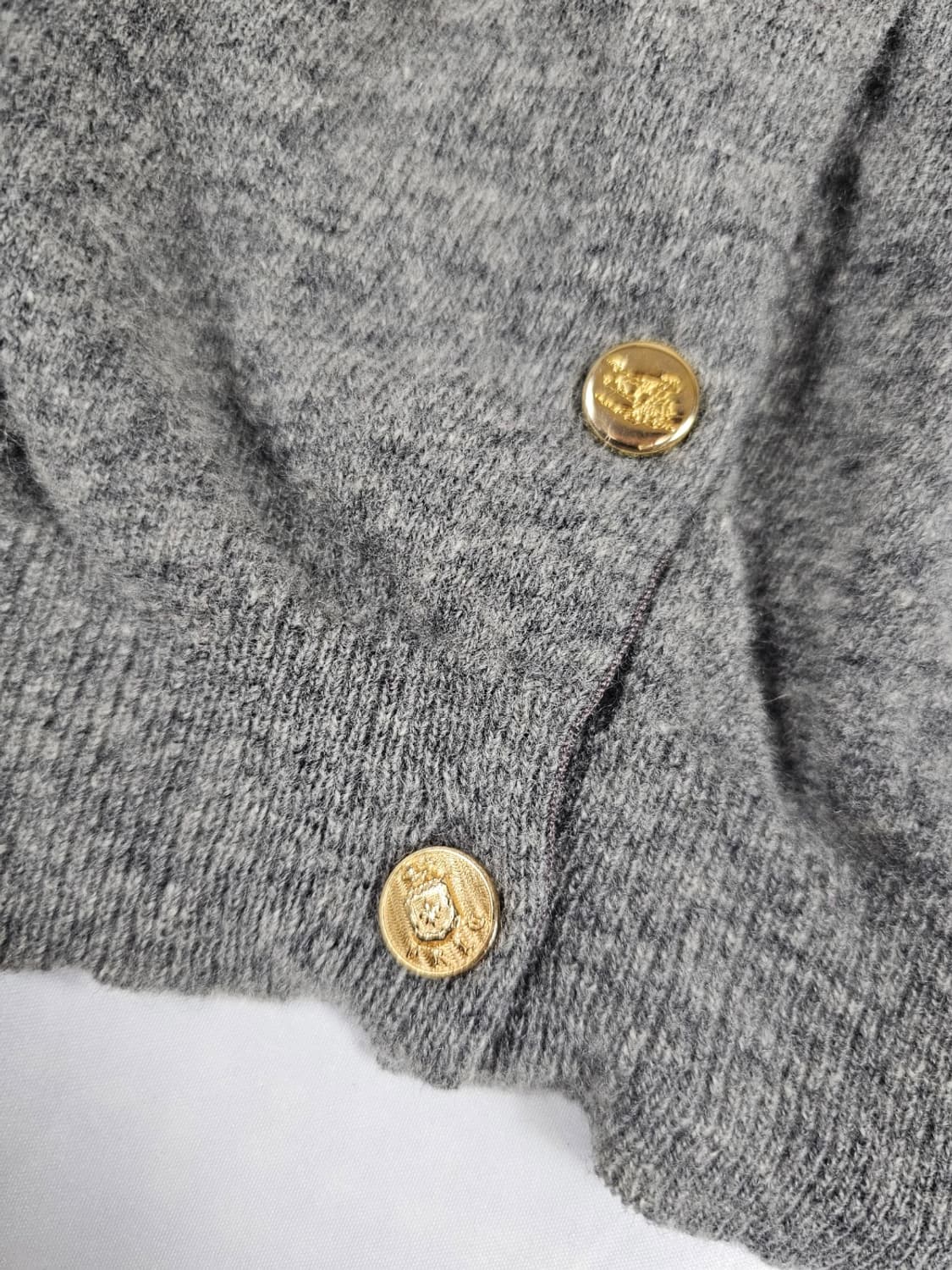 버버리라운드넥가디건 상품이미지3