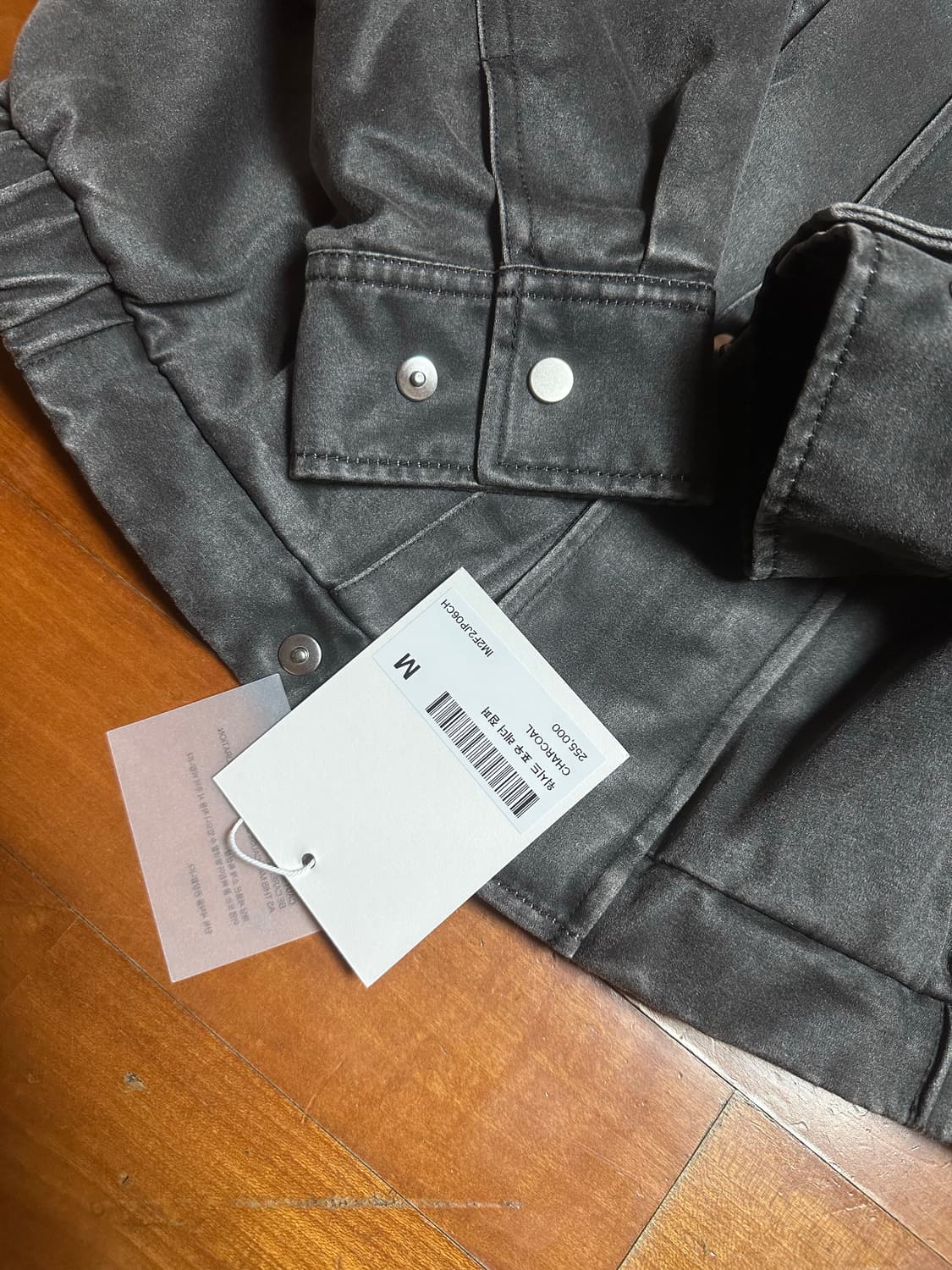 인사일런스 워시드 포우 레더 점퍼 CHARCOAL 상품이미지2