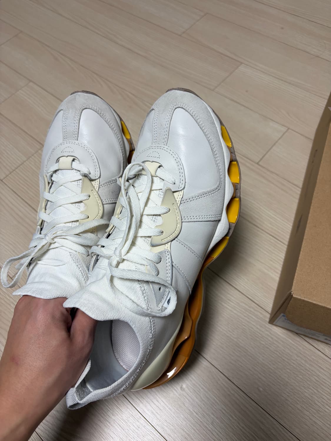 미즈노 블랭코브 콜라보 남성 스니커즈 상품이미지2