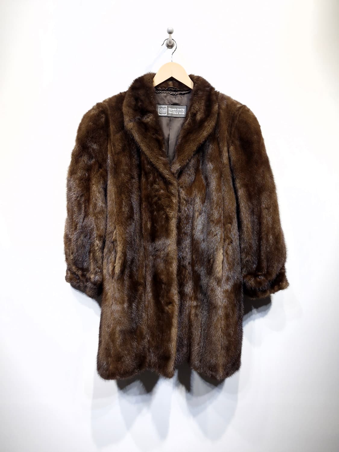 SAGA MINK 사가밍크 코트 상품이미지1