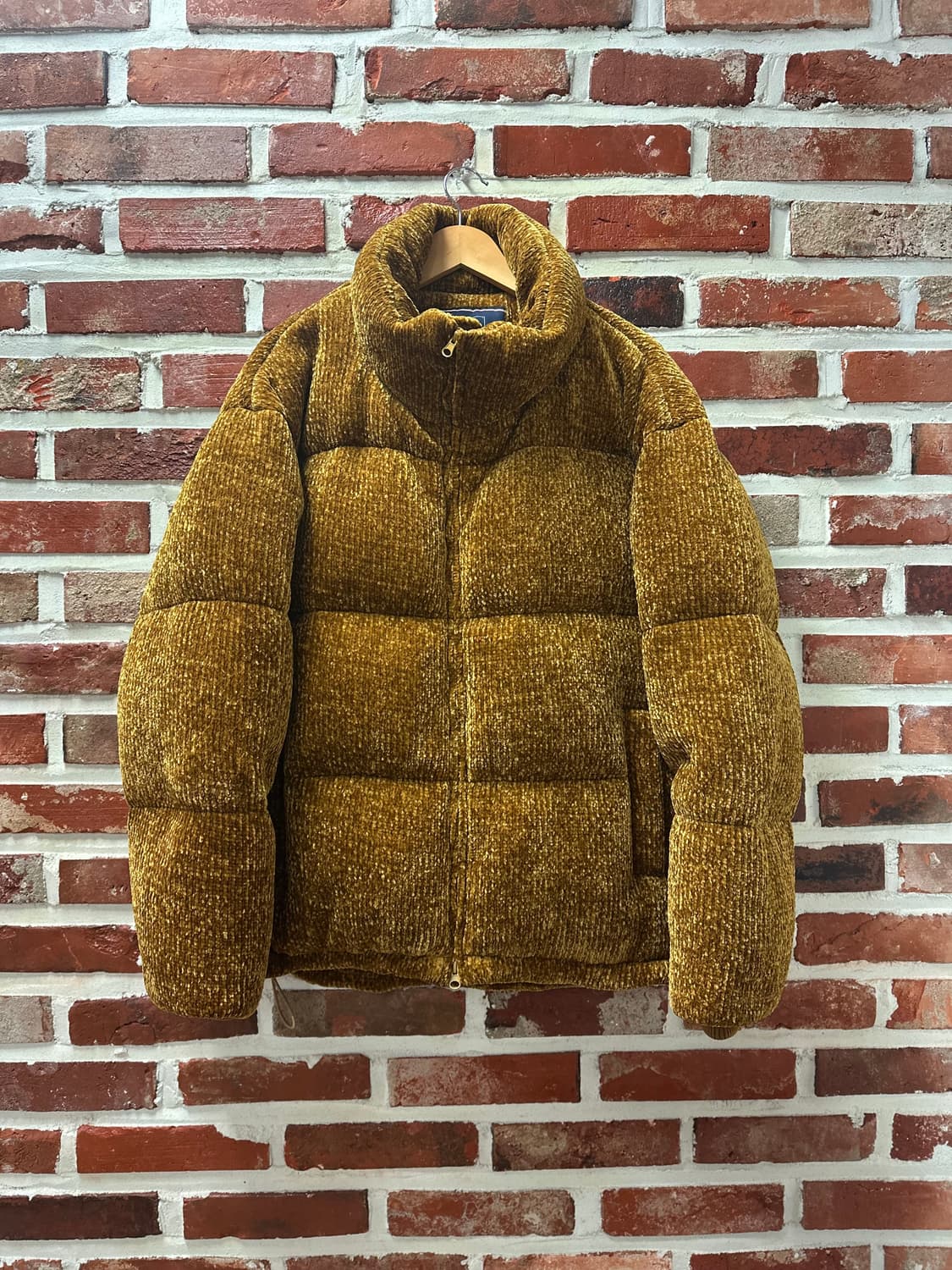 (L)로맨틱크라운 니트 벨벳 덕다운 패딩 브라운(세븐틴 착용) 상품이미지2