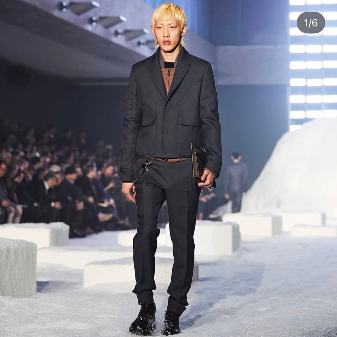 (유일매물) 에르메네질도 제냐 꾸뛰르 18FW 런웨이 봄버 블레이저 자켓 상품이미지9