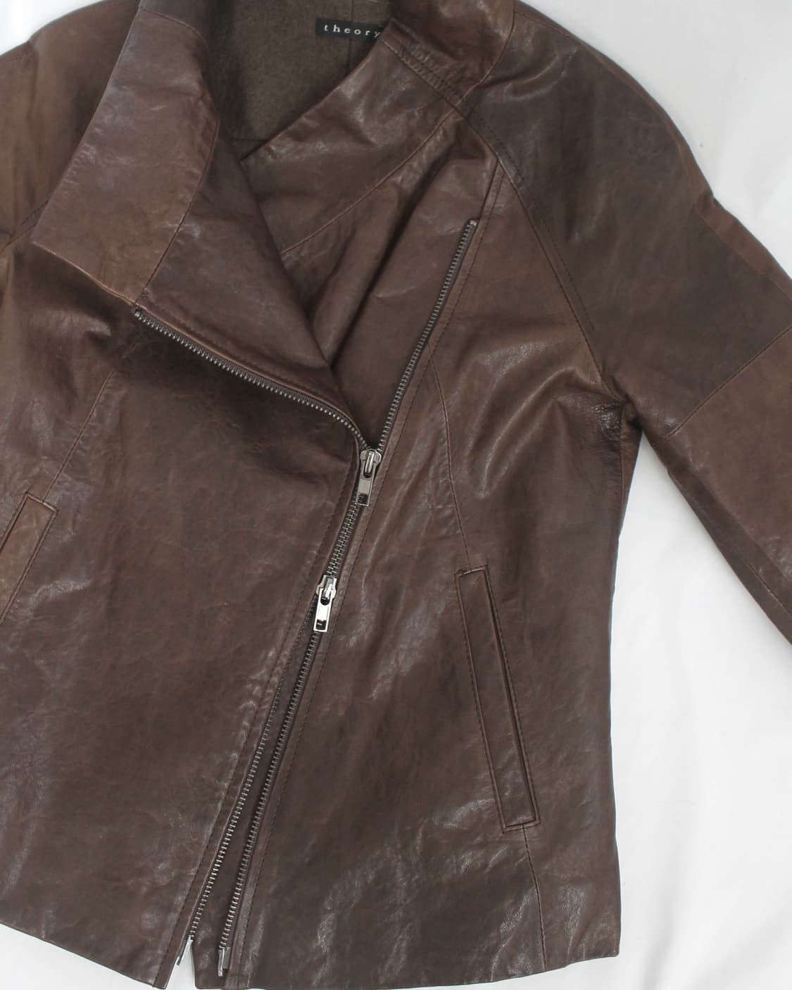 Theory leather skin high neck jacket 상품이미지4