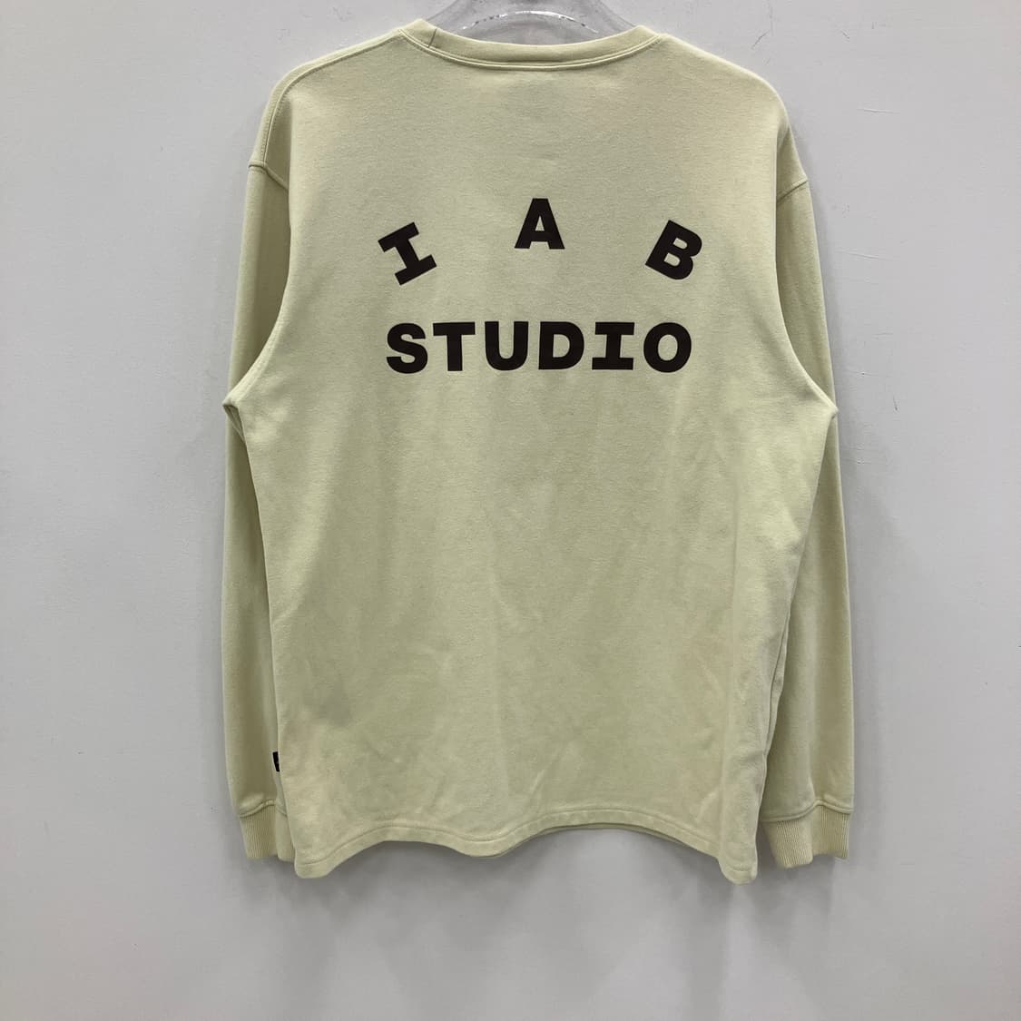 아이앱 스튜디오 레몬 스웨트셔츠 L 상품이미지2