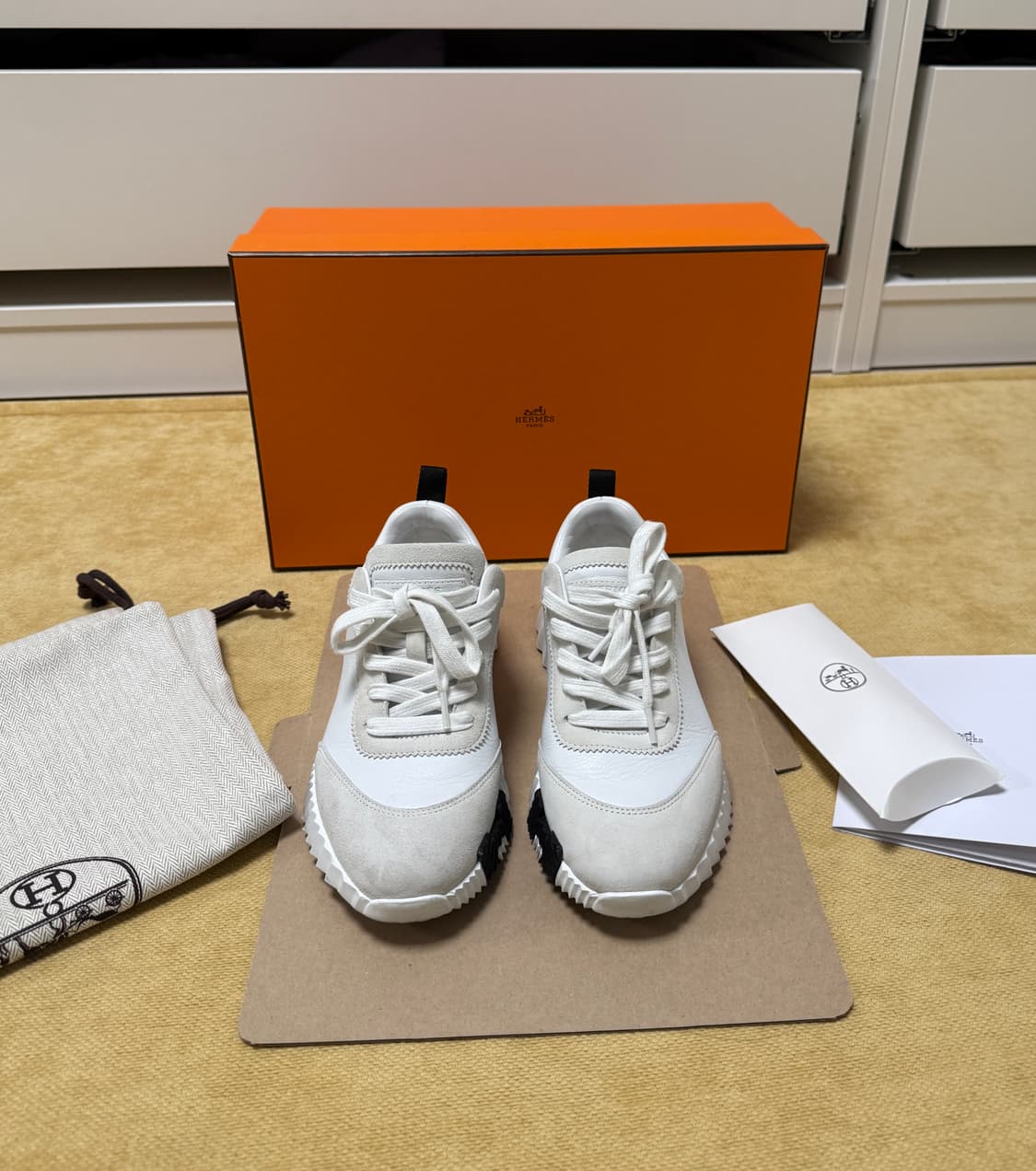 에르메스 바운싱 스니커즈 화이트 35 사이즈 상품이미지1