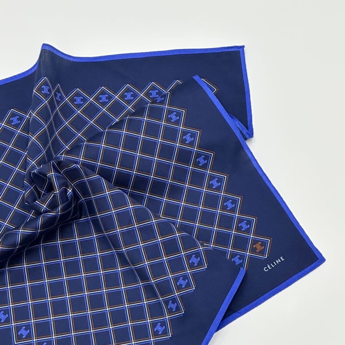(새상품) celine / 셀린느 쁘띠스카프 손수건 상품이미지1