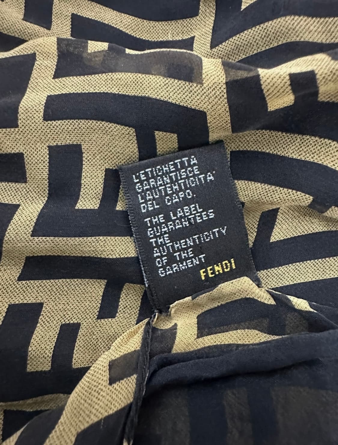 펜디 FF로고 실크 머플러 스카프 상품이미지4