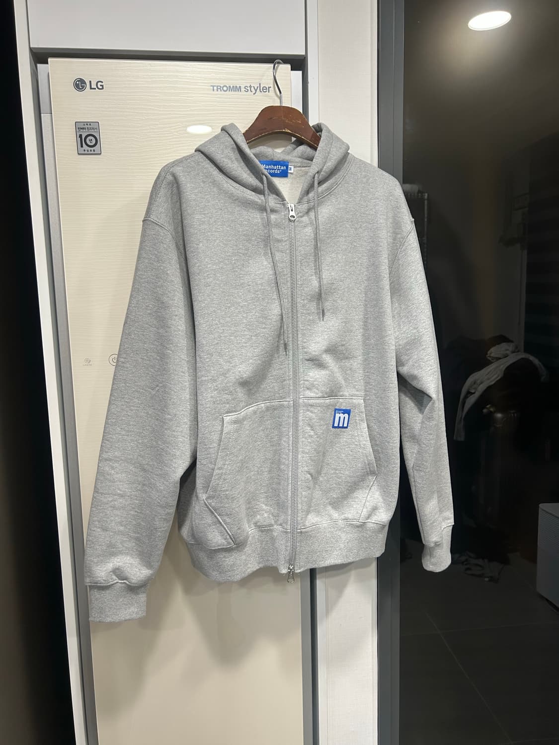 맨하탄 레코즈 후드집업 상품이미지2