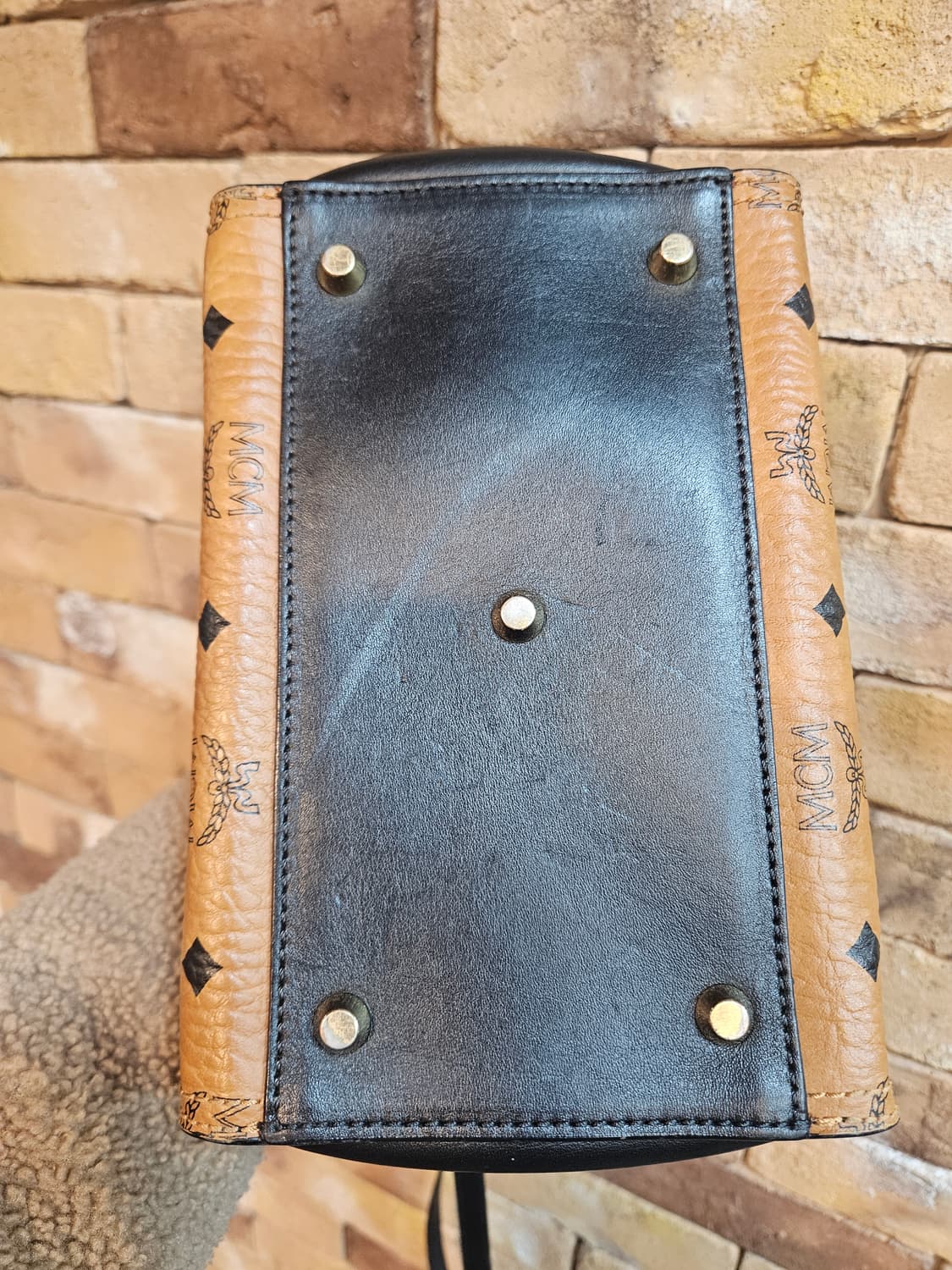 MCM 비세토스 토트백 브라운 상품이미지3