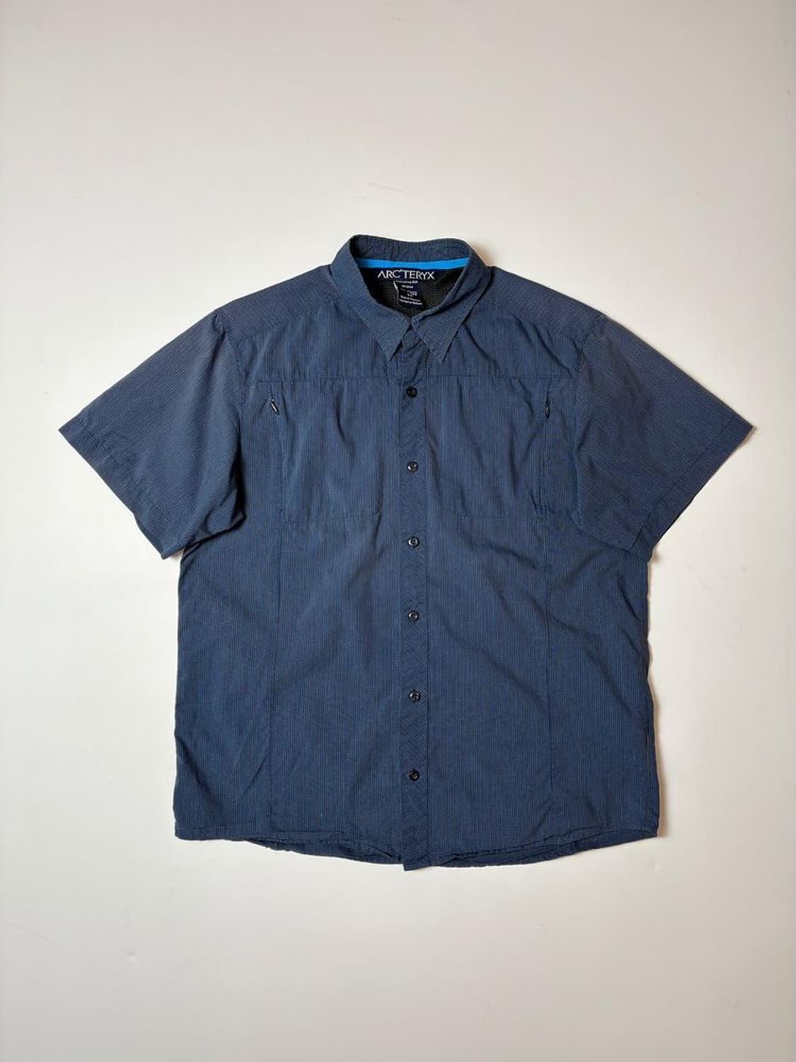 아크테릭스 ARC'TERYX 테크 릿지라인 반팔 체크 셔츠 PN8586 상품이미지1