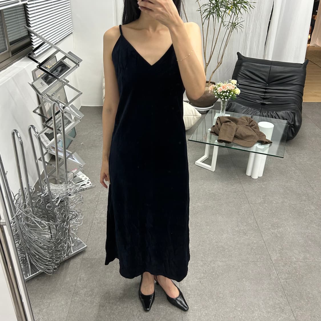 Natural Beauty 미니멀 스트랩 드레스 상품이미지3