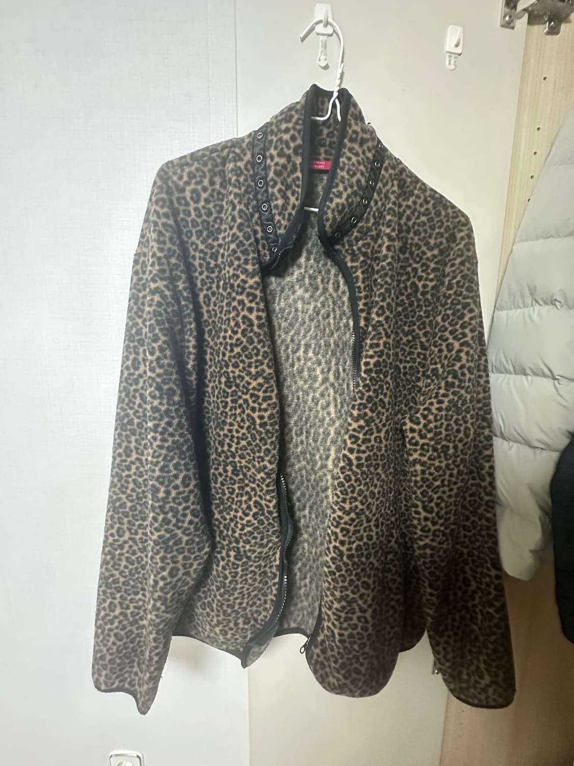 인앤양인하모니 레오파드 후리스 상품이미지1