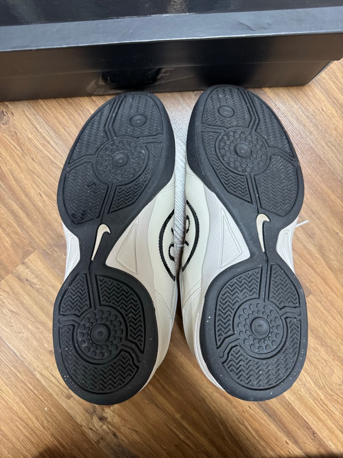 나이키 토탈 90 라이트 오어우드 브라운 블랙 255사이즈 상품이미지7