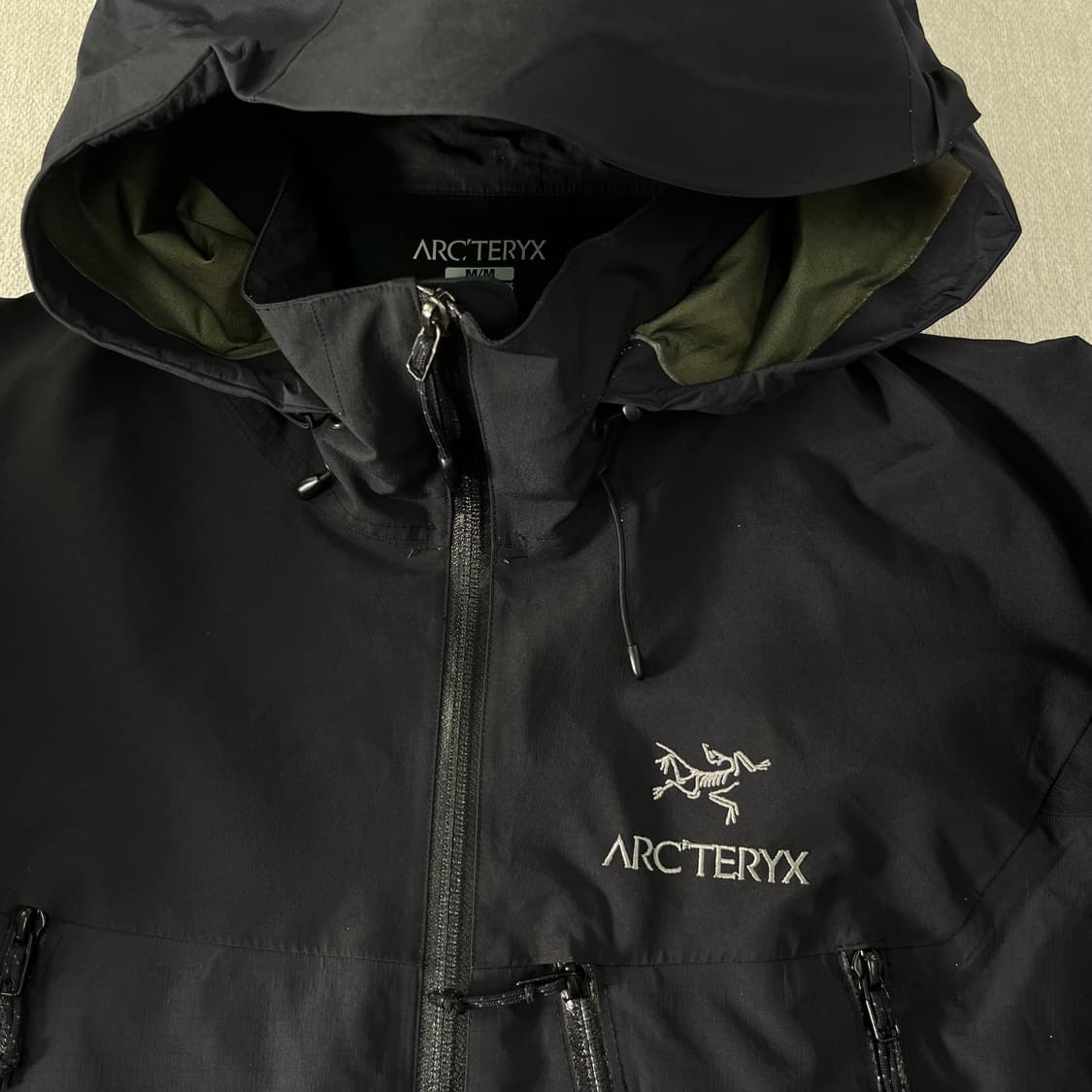 100 아크테릭스 세타 1세대 AR 블랙 바람막이 자켓 상품이미지2