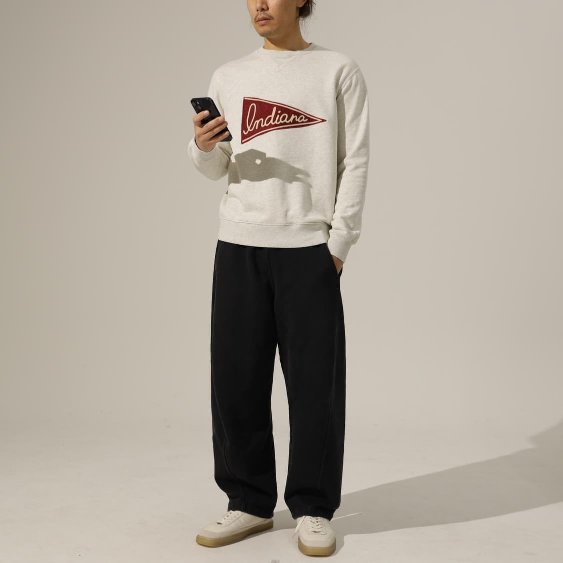 빔즈 인디아나 펠트 자수 맨투맨 스웻 상품이미지4