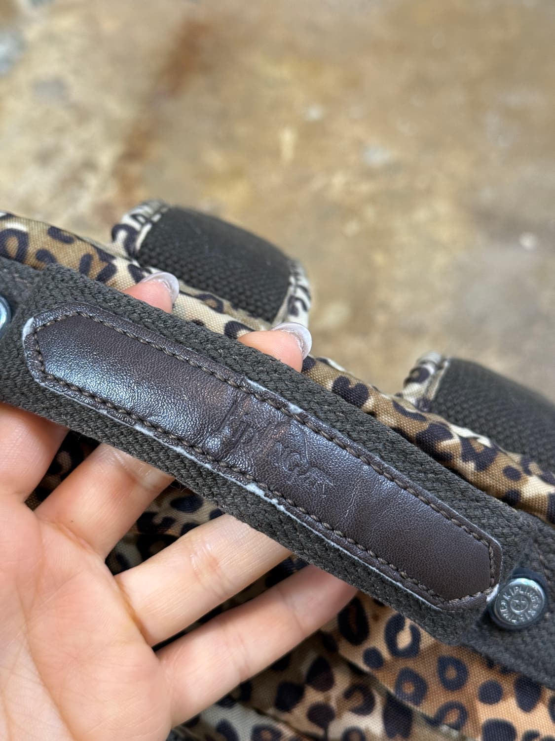 키플링 레오파드 백팩 상품이미지8