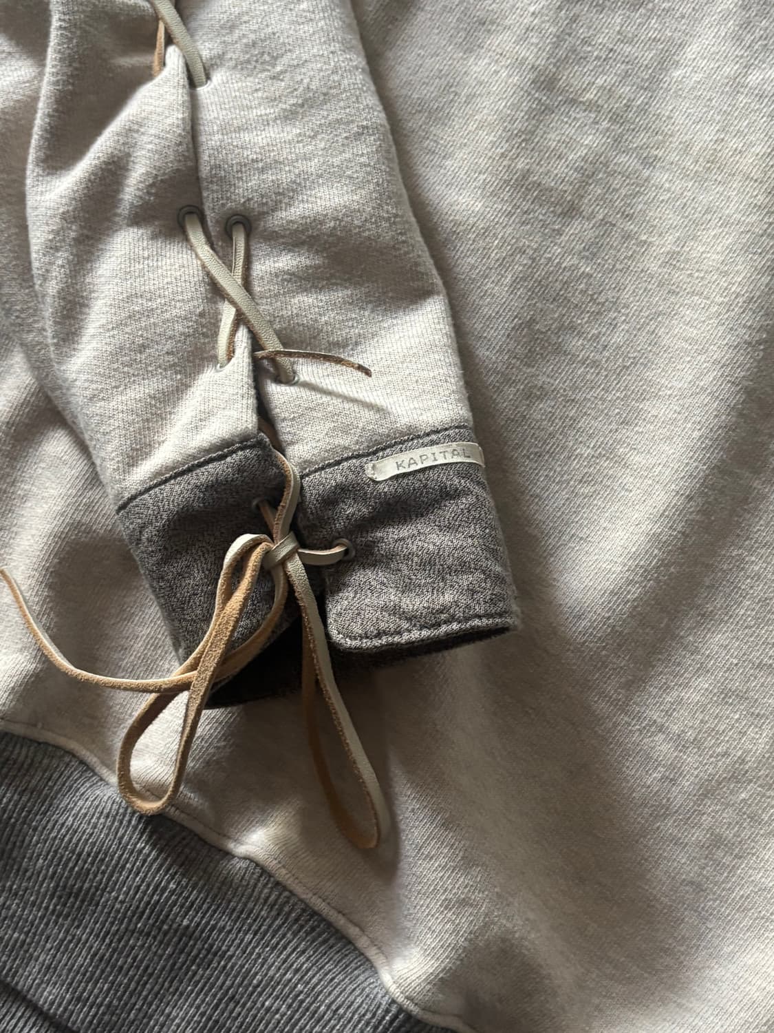 캐피탈 kapital 맨투맨 판매 상품이미지3