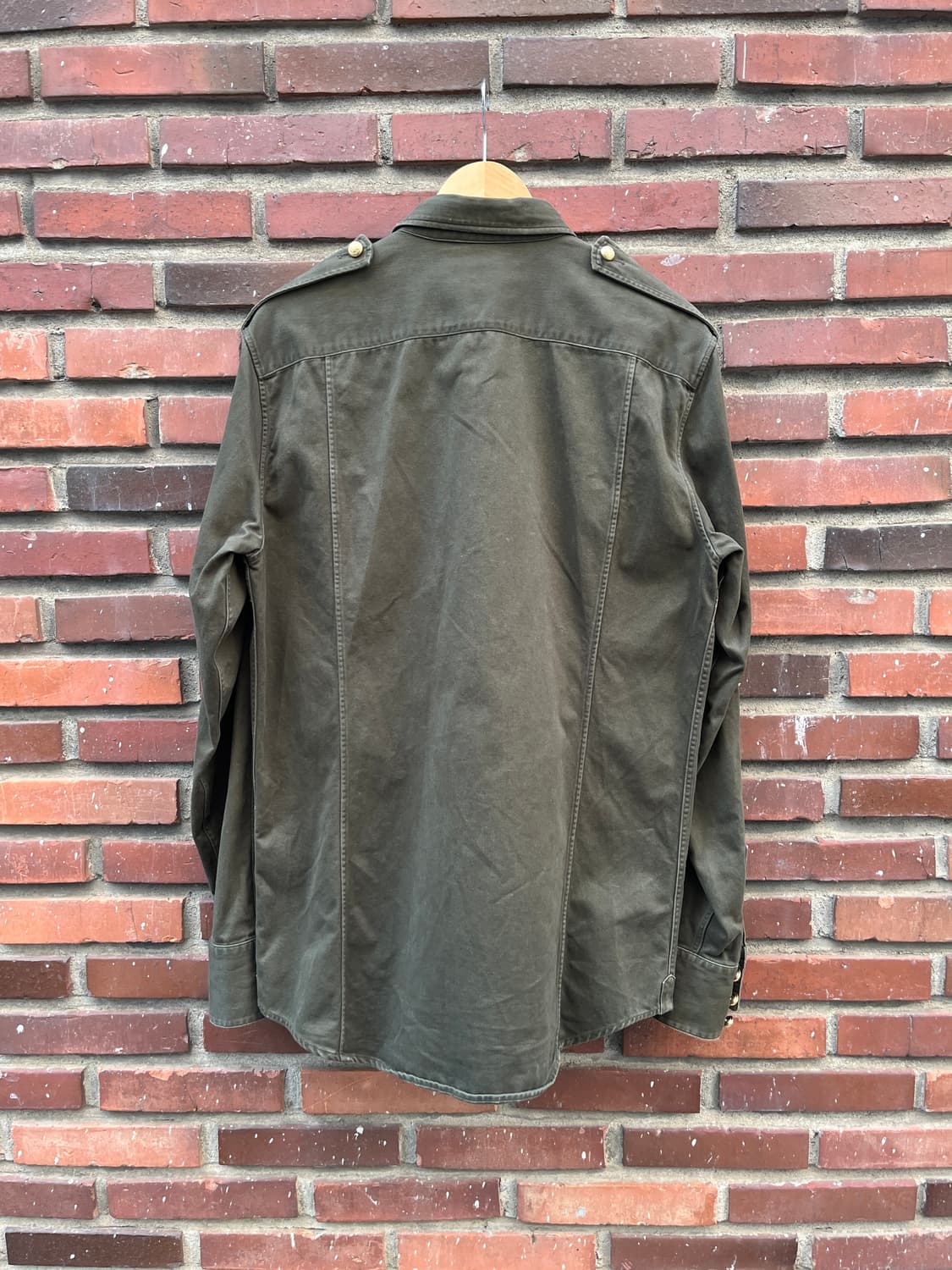 발망 x h&m 밀리터리 셔츠 상품이미지4