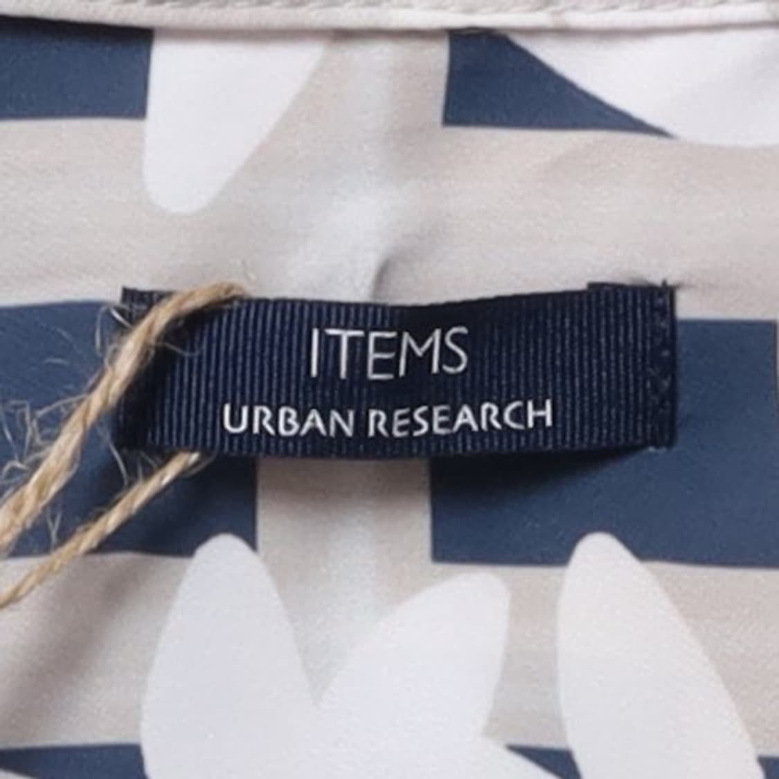 어반 리서치 Items by UrbanResearch Half shirt 상품이미지7
