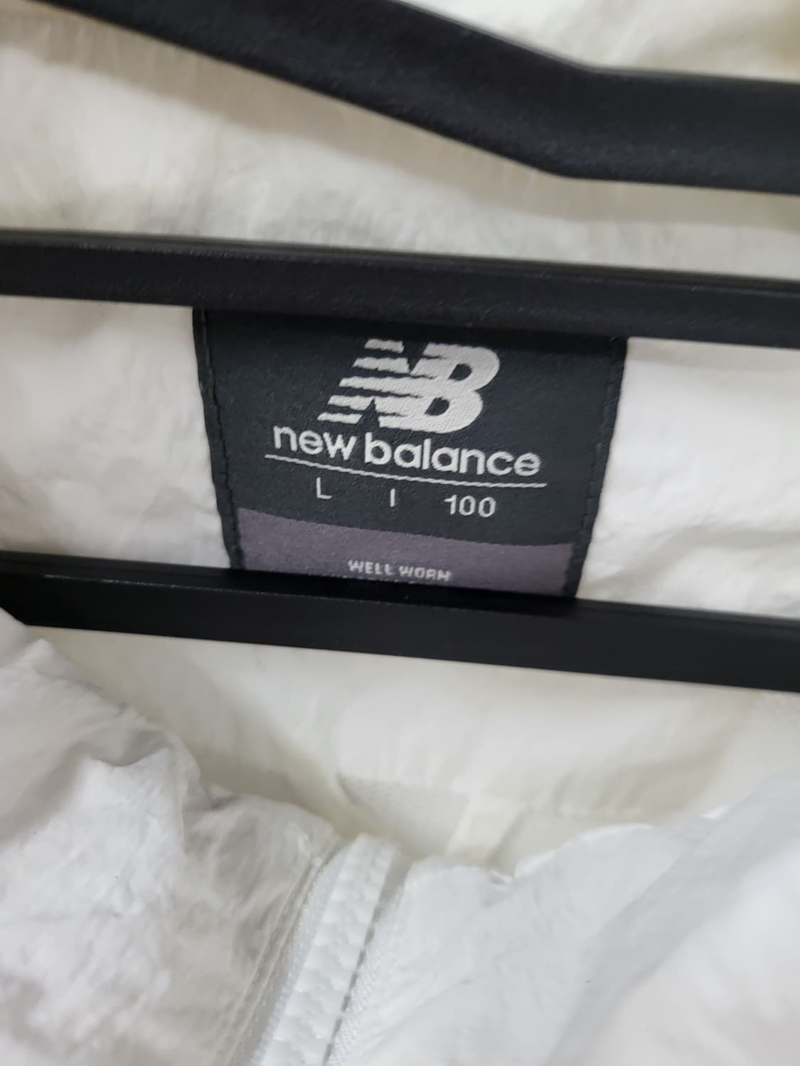 뉴발란스 아이보리 바람막이 L 사이즈 상품이미지2