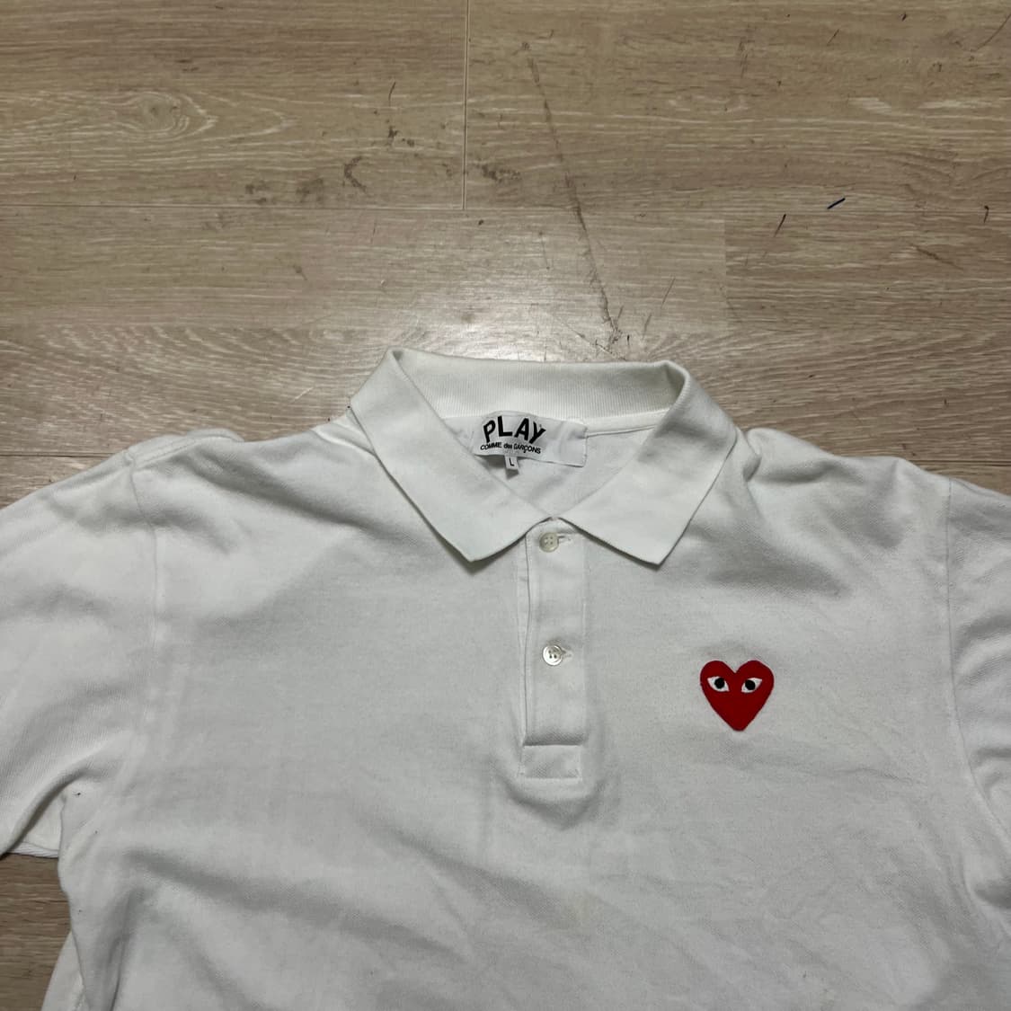 꼼데가르송 여성 하트 와펜 로고 PK 반팔 카라티 [화이트] L/100 상품이미지2