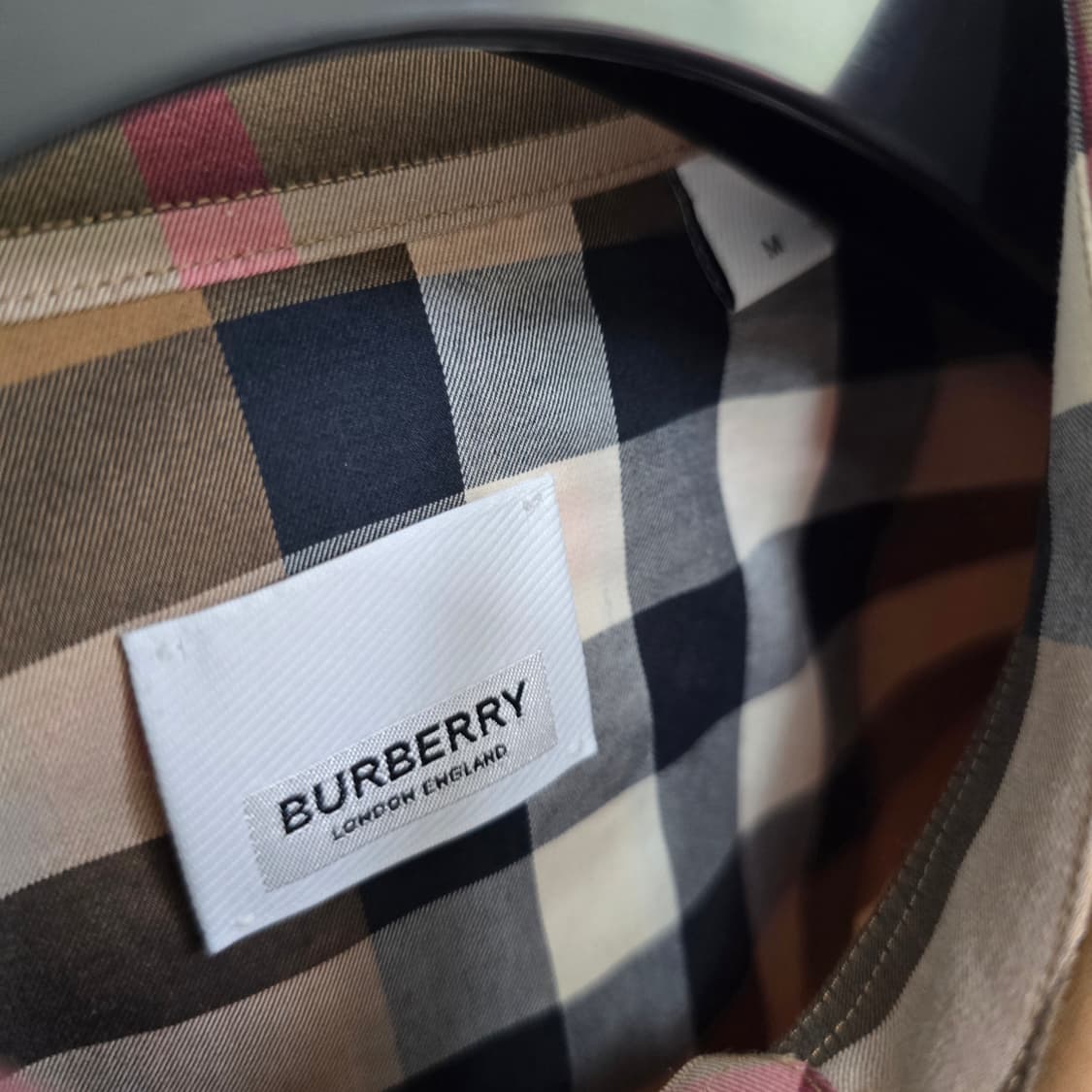 버버리 체크 셔츠 m사이즈 100 판매 상품이미지3