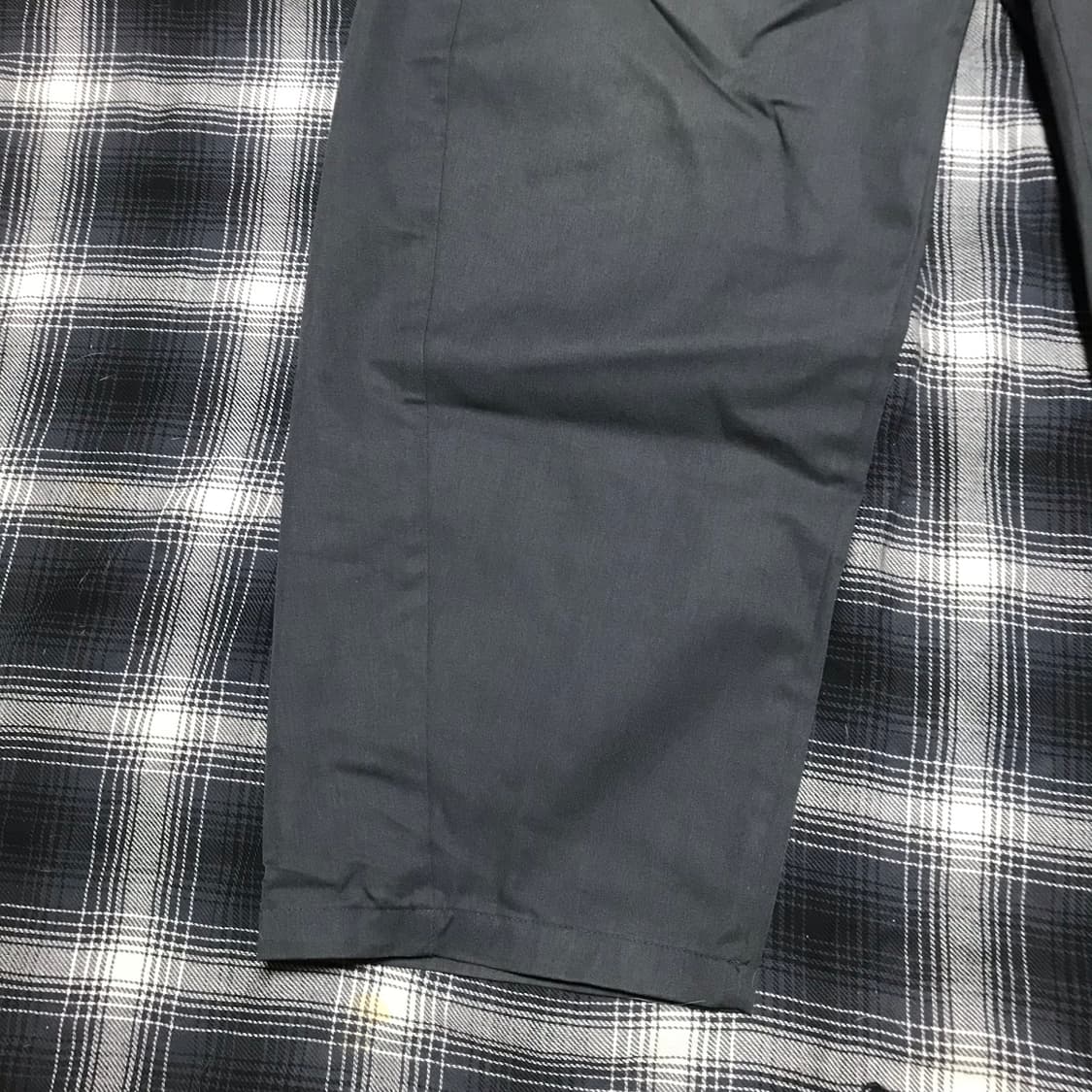 Gu 와이드 커브 핀턱 치노 차콜 그레이 상품이미지5