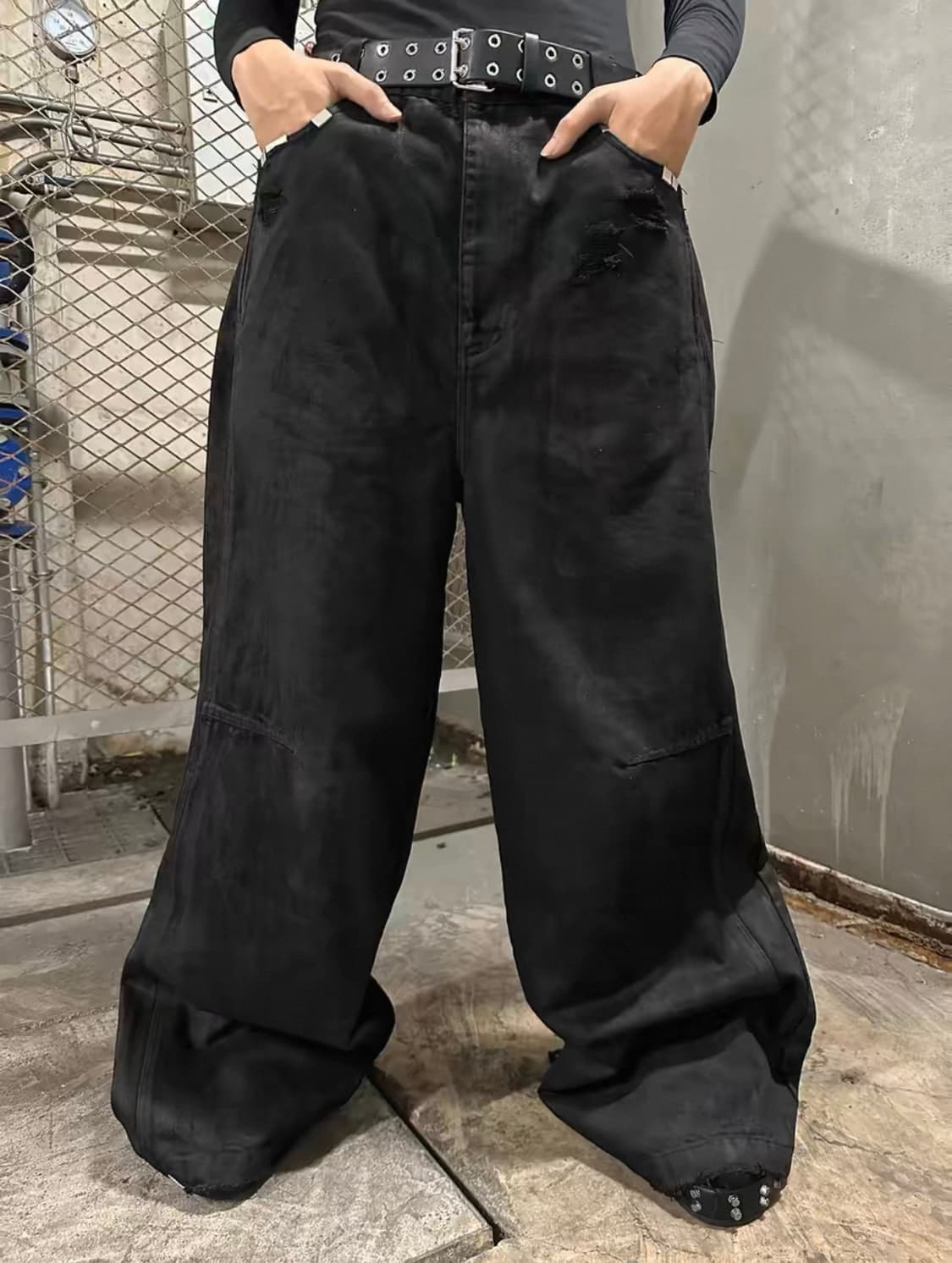 Coated black wide denim pants 상품이미지1