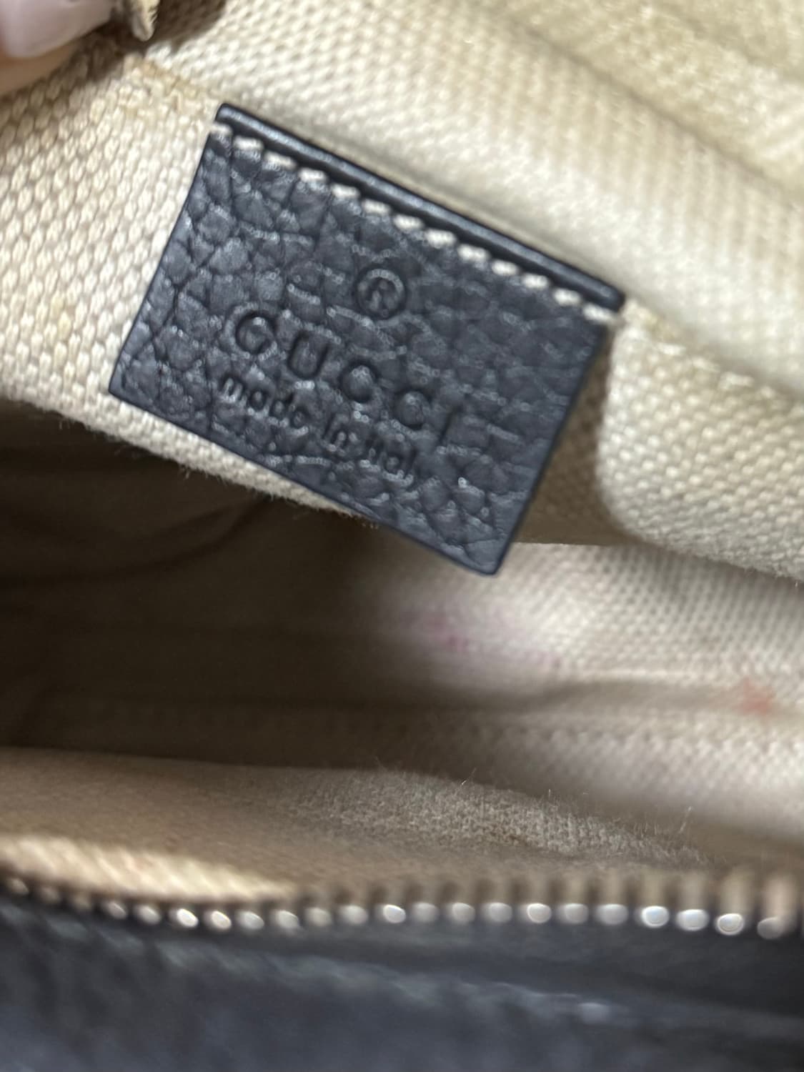 (정품) 구찌 디스코백 크로스백 블랙 상품이미지4