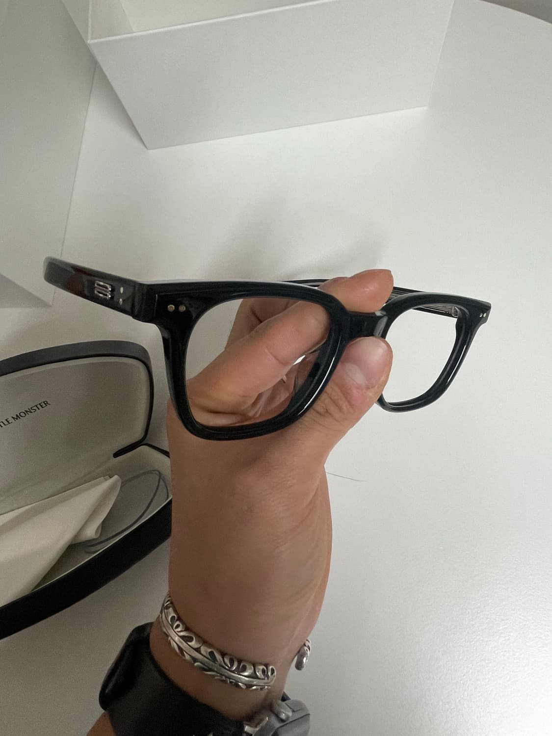 젠틀몬스터 에반 01 블랙 상품이미지2