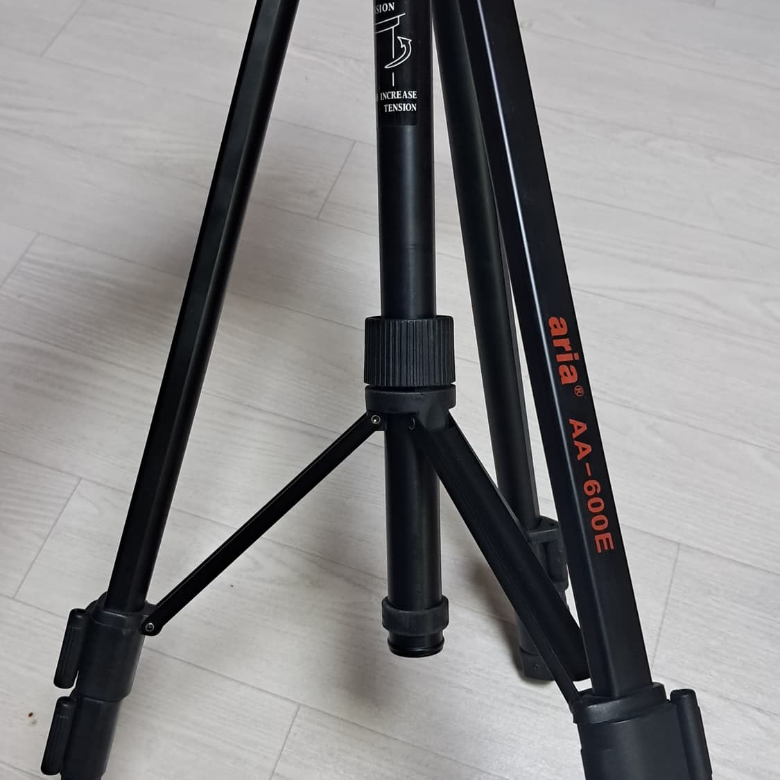 상태 좋은 Aria AA-600E 삼각대 + 가방 상품이미지4