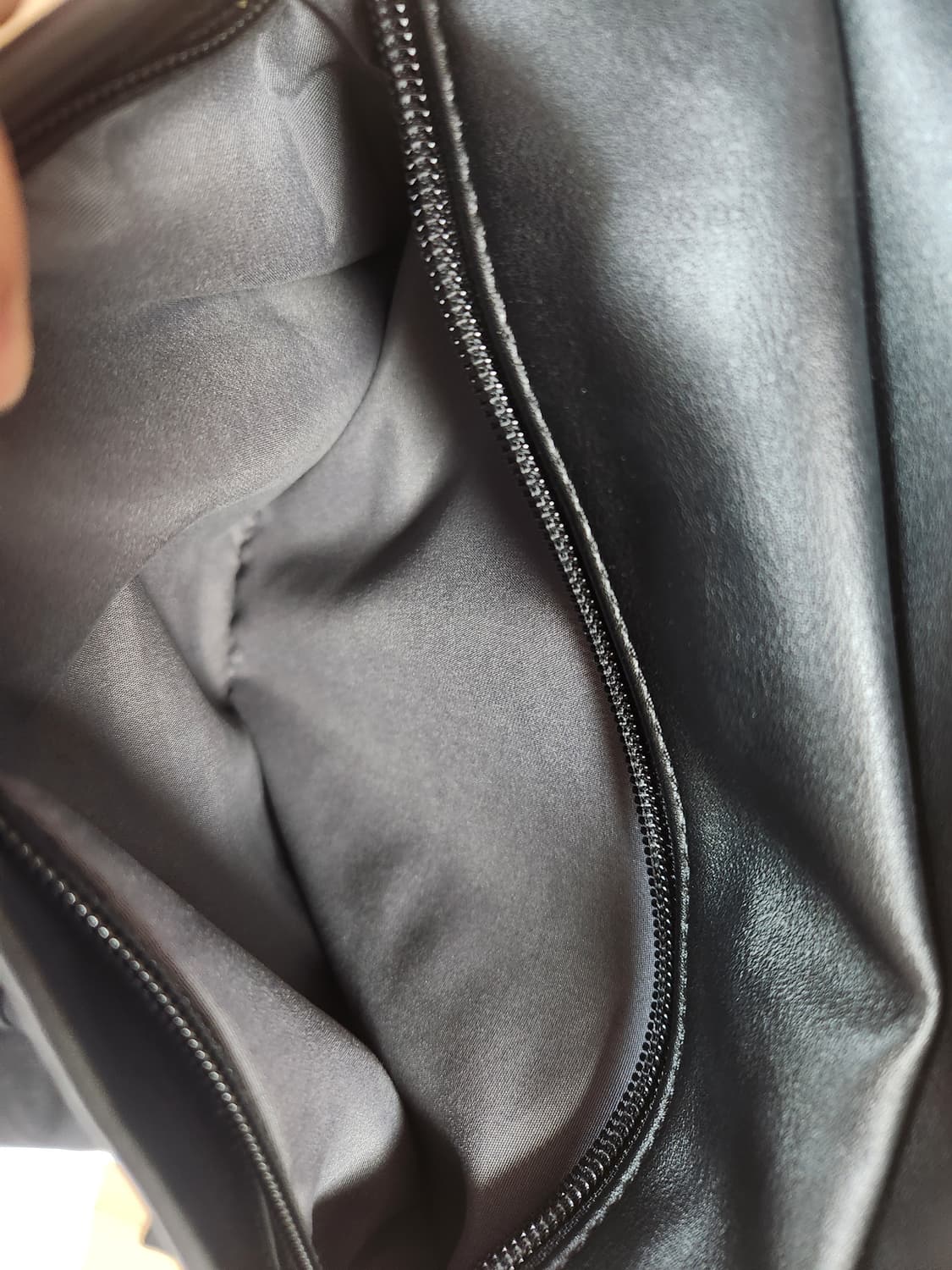 만다리나덕 가죽 백팩 상품이미지5