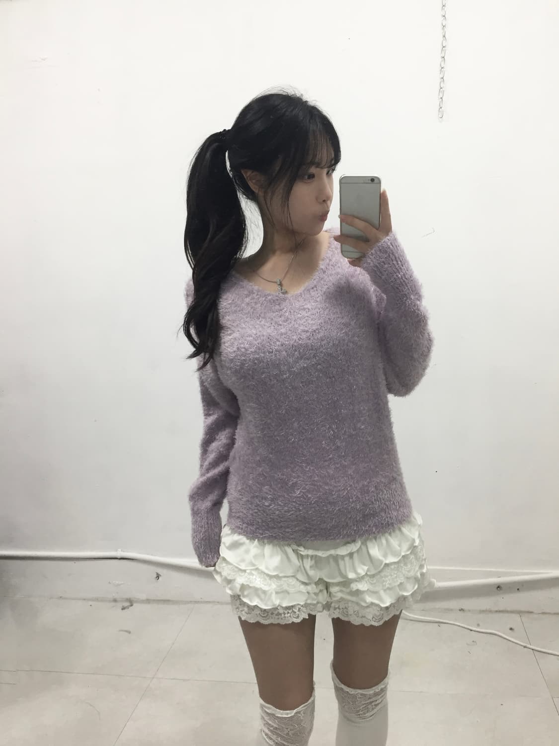 [EARTH MUSIC] 포도맛 로걀 앙고라 니트  상품이미지1