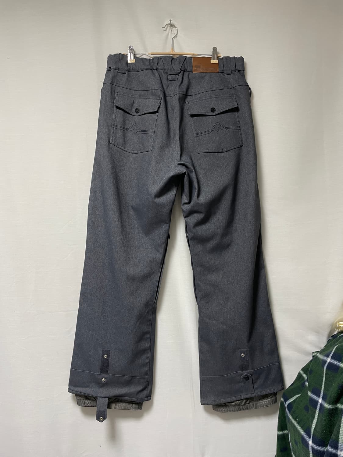 퀵실버 Quiksilver 남성 스키바지 보드복 겨울 방한팬츠 _ 차콜 상품이미지2