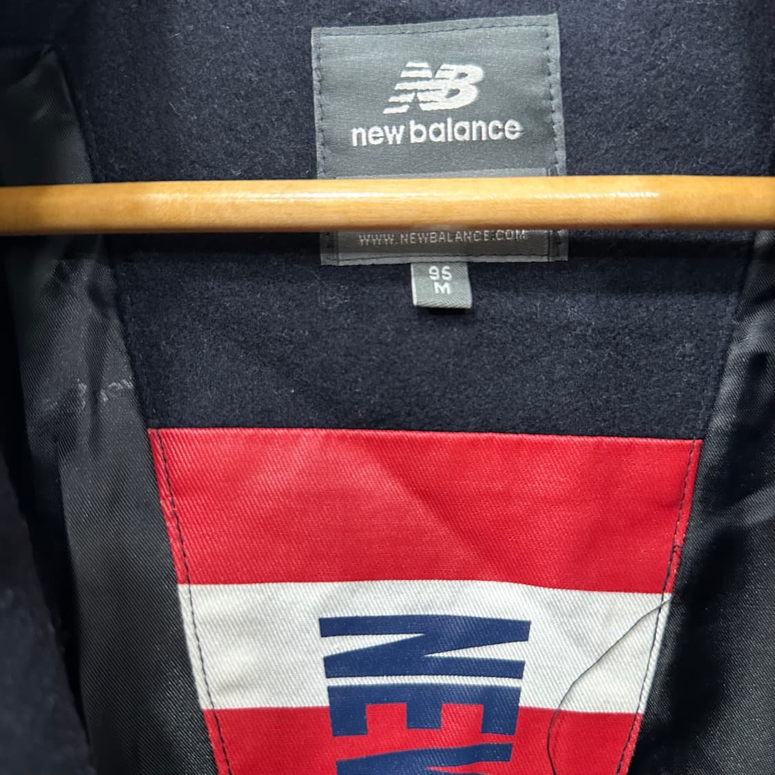 뉴발란스 바시티 자켓 상품이미지3