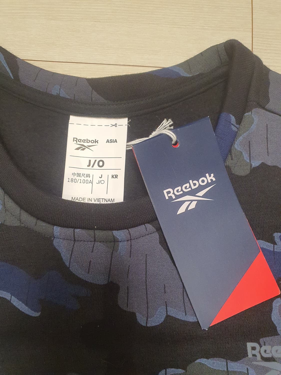 리복 카모플라쥬 맨투맨 (100) 상품이미지3