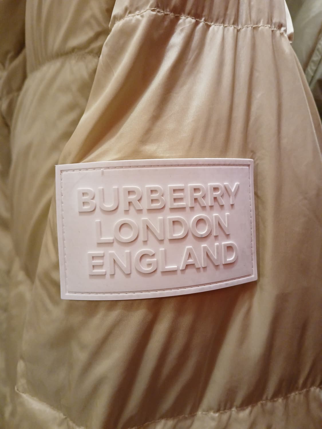 7/16 버버리 런던 디태처블 슬리브 후드 푸퍼 패딩 3XL 상품이미지3