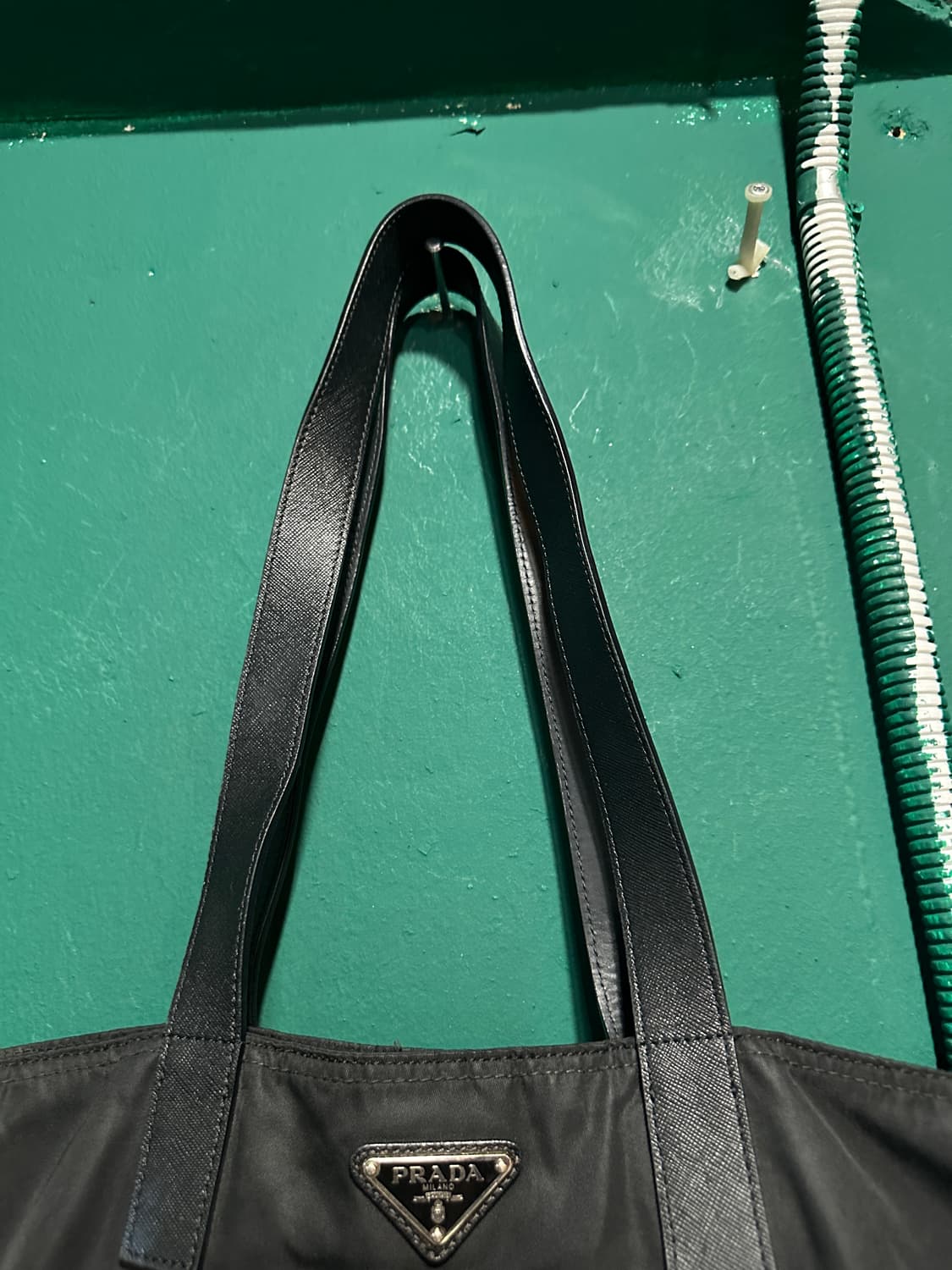 프라다 나일론 숄더백 상품이미지5