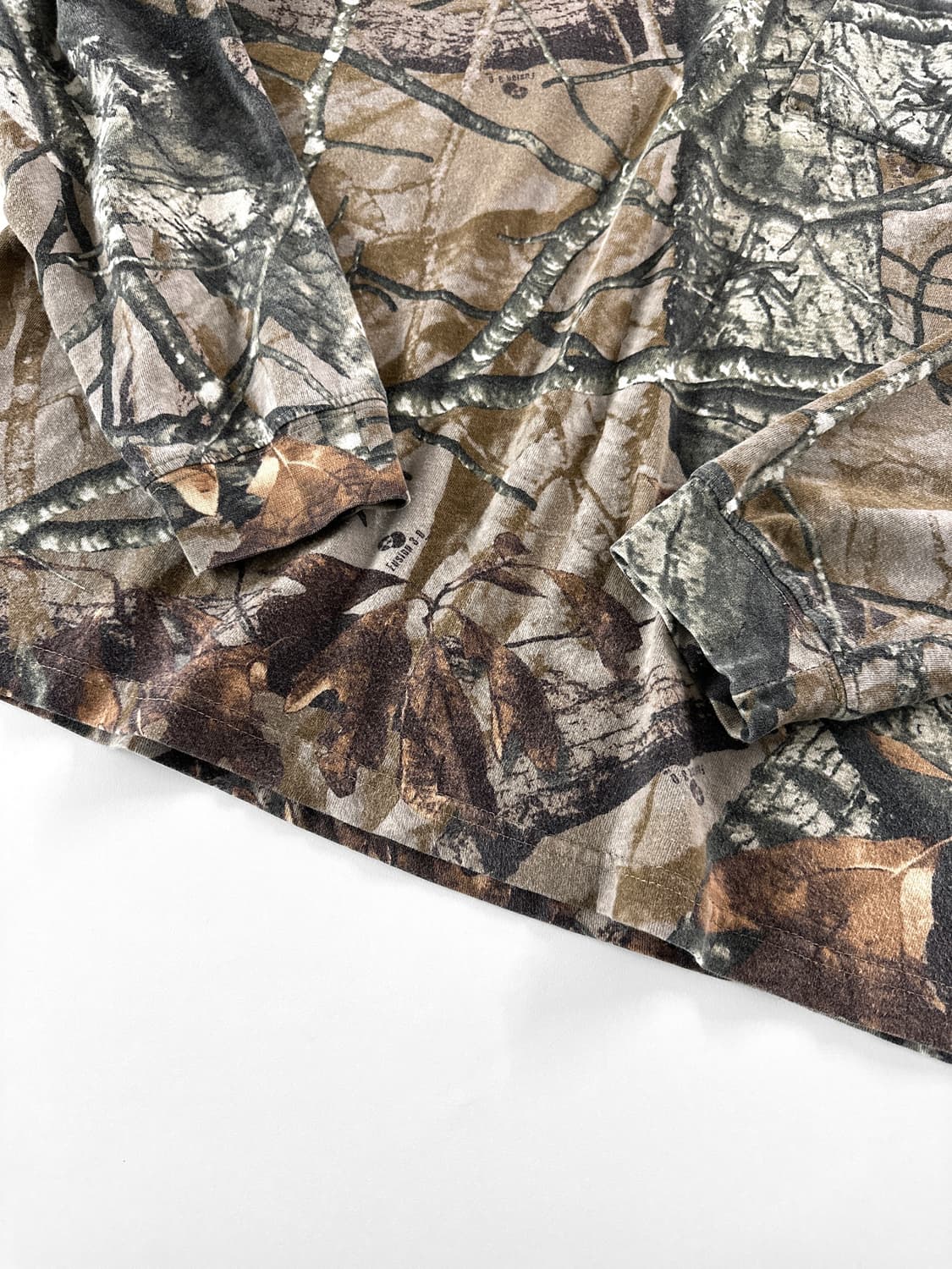 빈티지 리얼 트리 패턴 롱 슬리브 포켓 티 상품이미지7