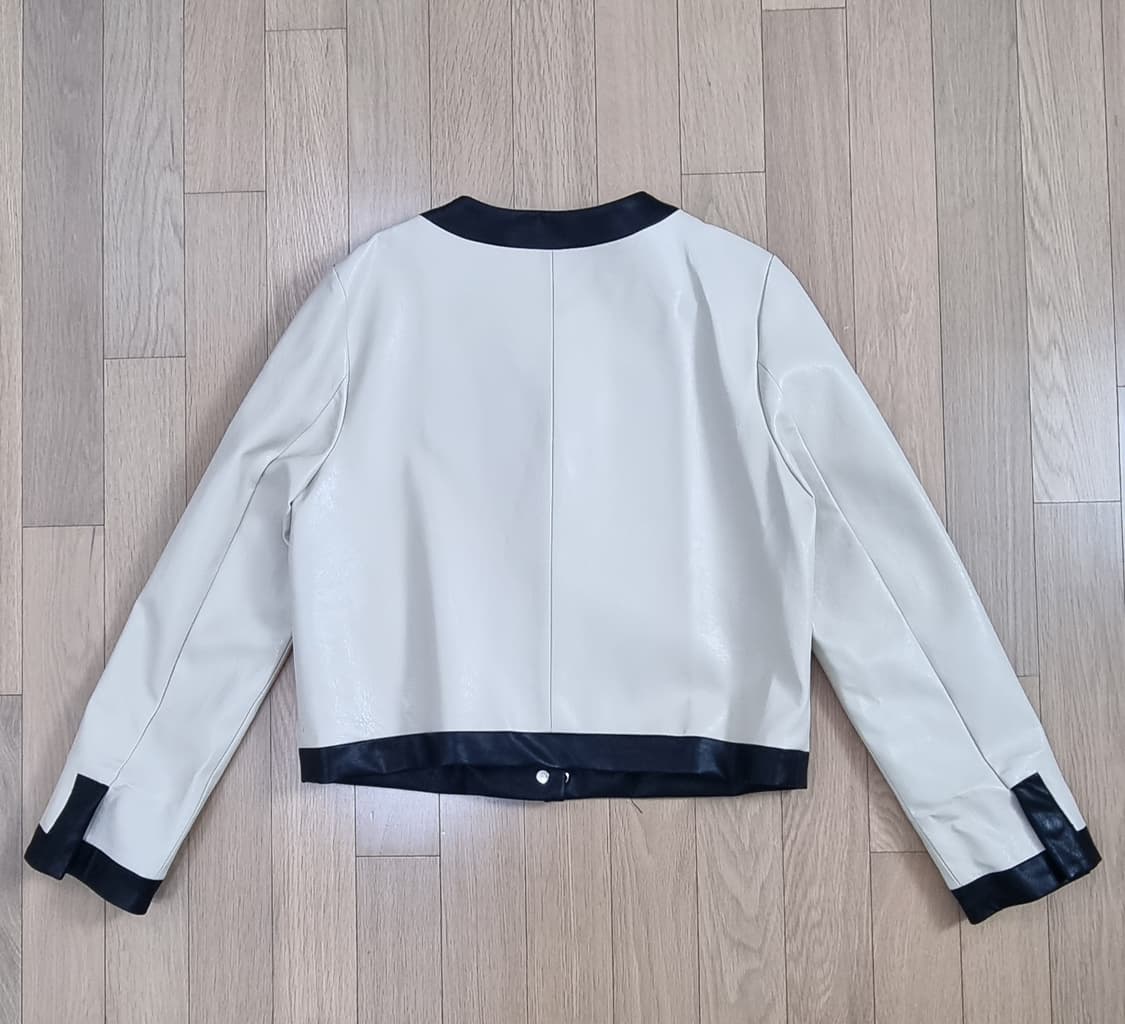 NAIN 나인 페이크 레더 크롭 자켓 S _ 여성 상품이미지5