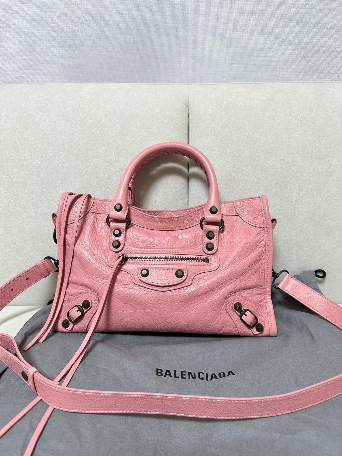 [A+ 정품] 발렌시아가 르 시티 모터백 스몰 핑크 상품이미지7