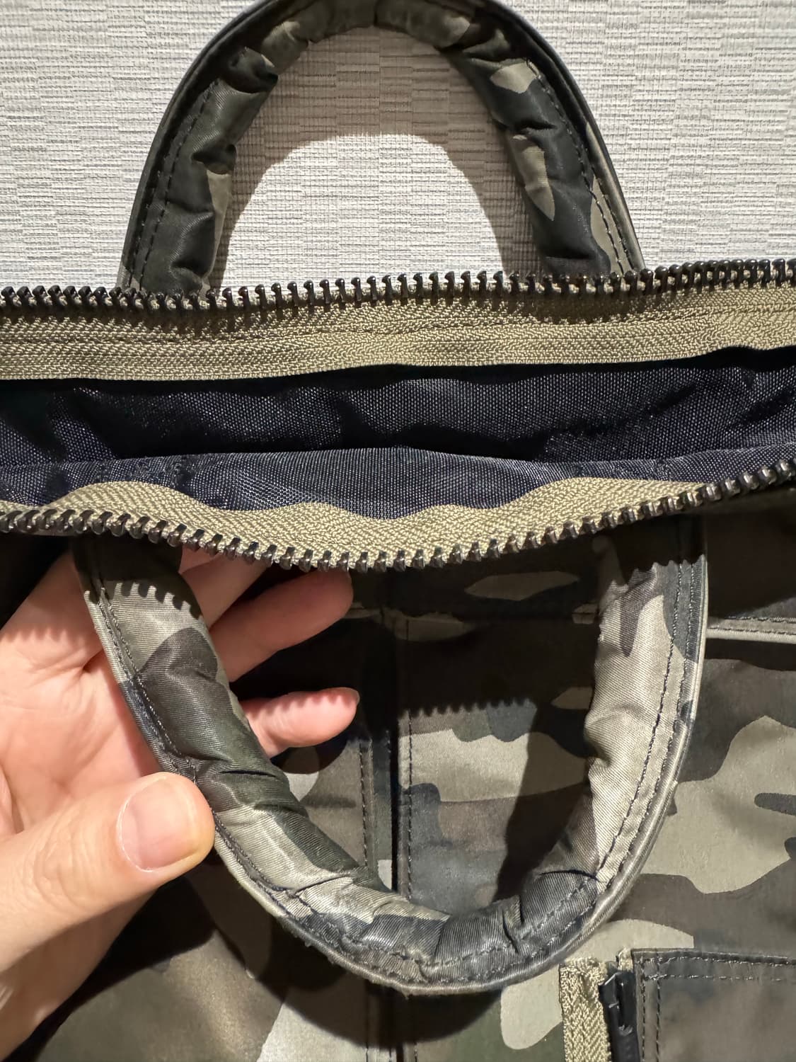 포터 x 화이트 마운티니어링 헬멧백입니다.  상품이미지6