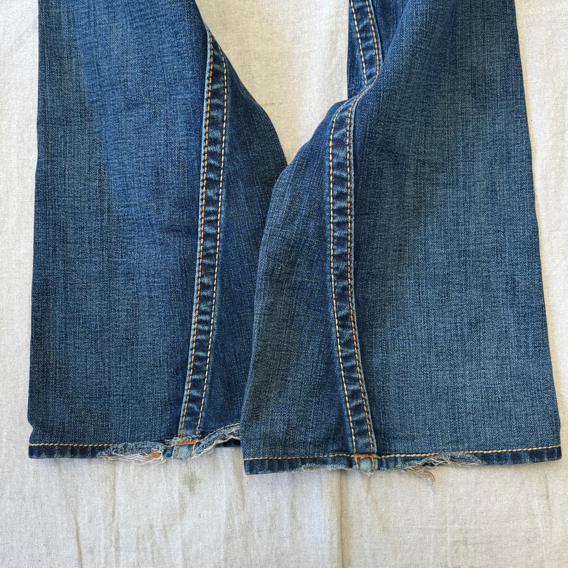 트루릴리전 레인보우 자수 부츠컷 데님팬츠 28(29~) 상품이미지6