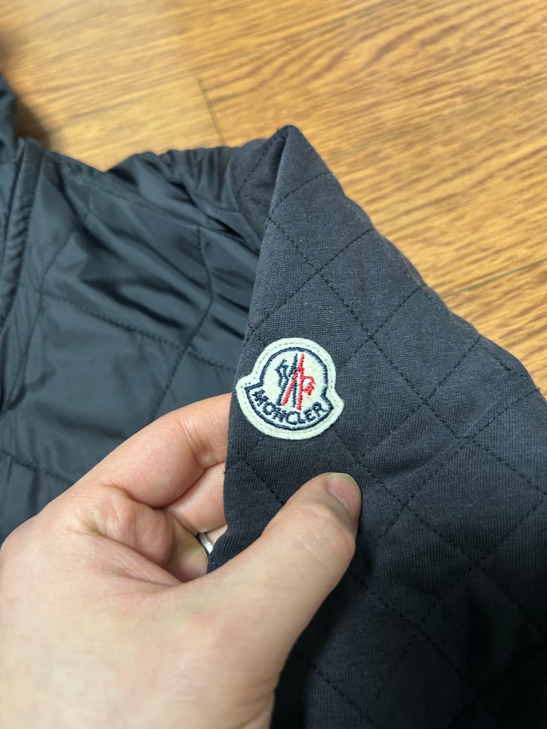 정품 몽클레어 후드 집업패딩 퀄팅자켓 상품이미지2