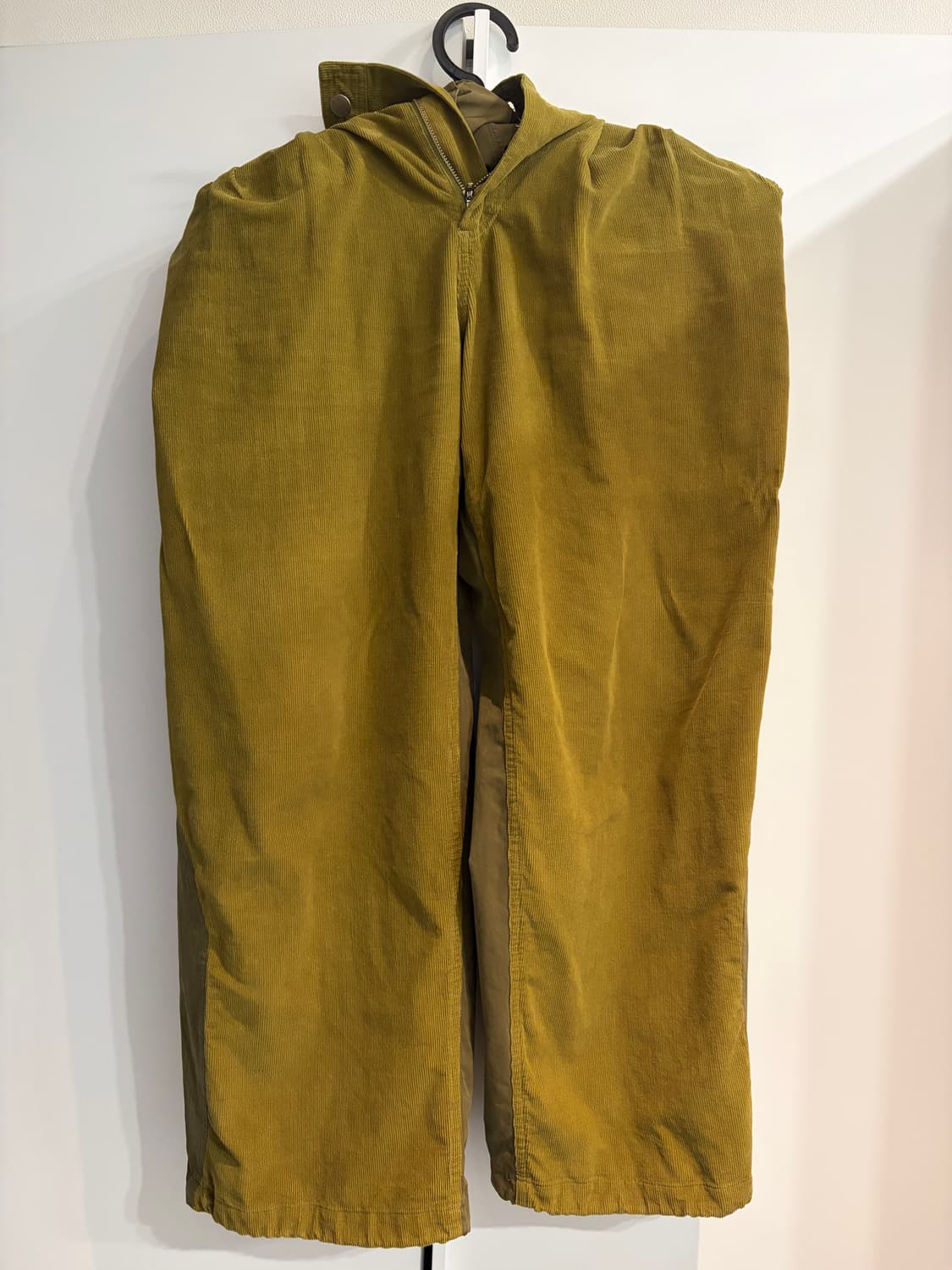 산산기어 코듀로이 팬츠 올리브 - 22FW 상품이미지1